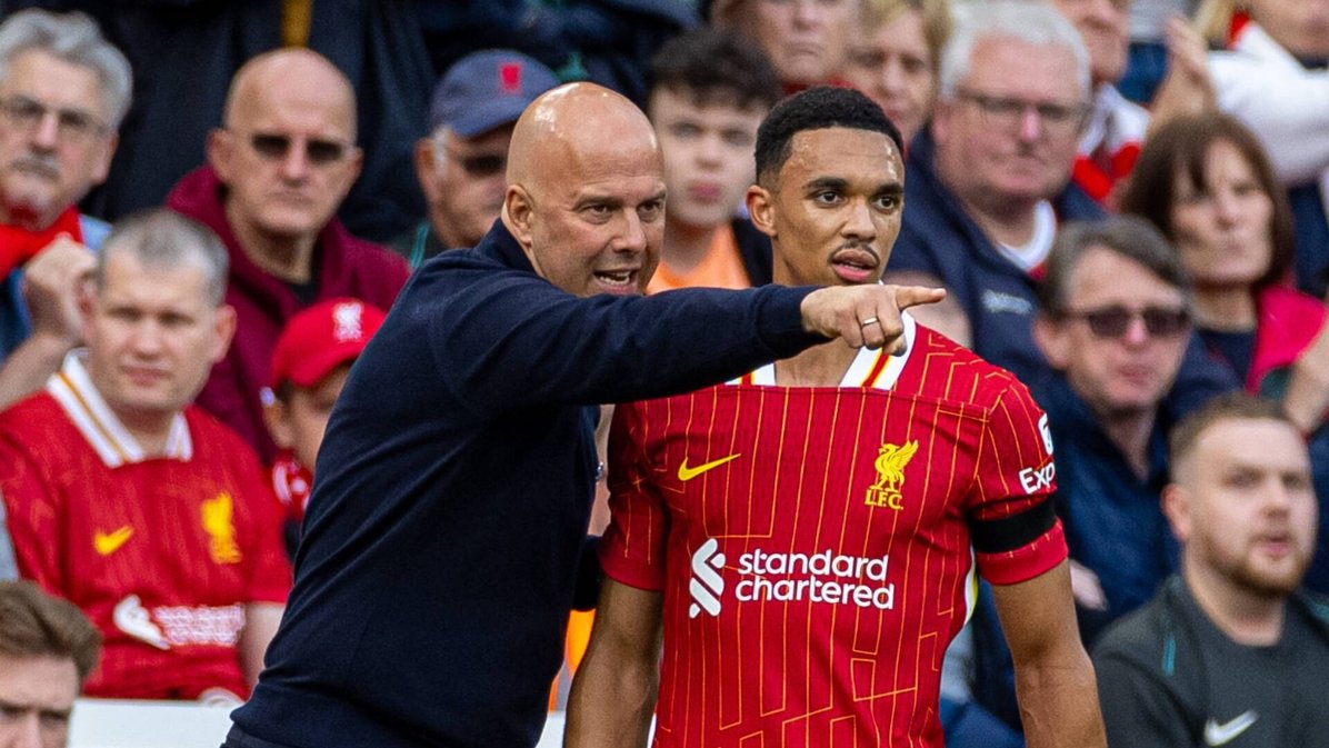 Gagal Kalahkan Arsenal, Arne Slot Akui Permainan Liverpool Kendor di Babak Kedua